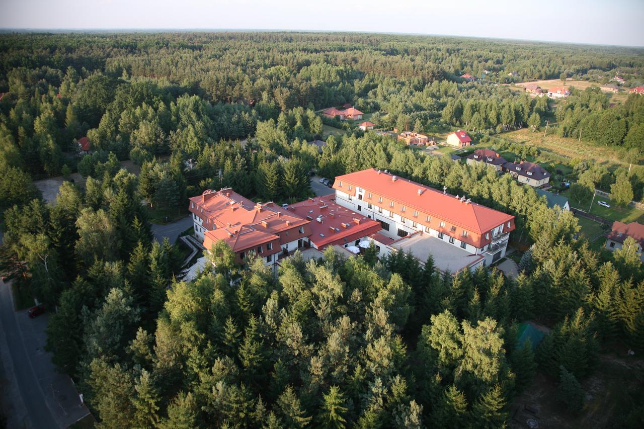 Hotel Afrodyta Business & Spa Радзєйовіце Екстер'єр фото